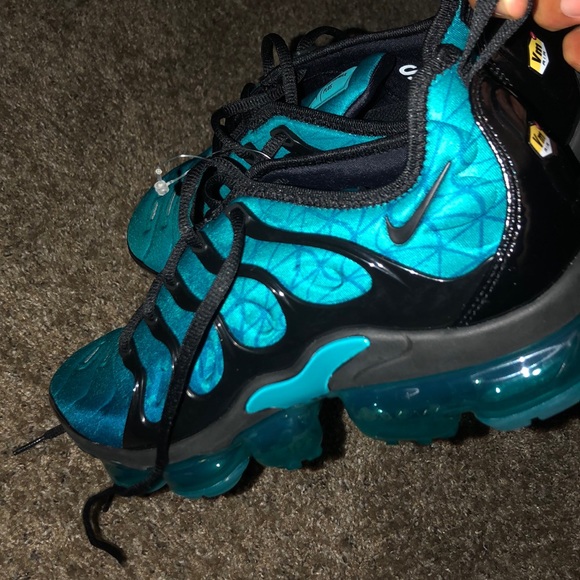 air vapormax plus spirit teal